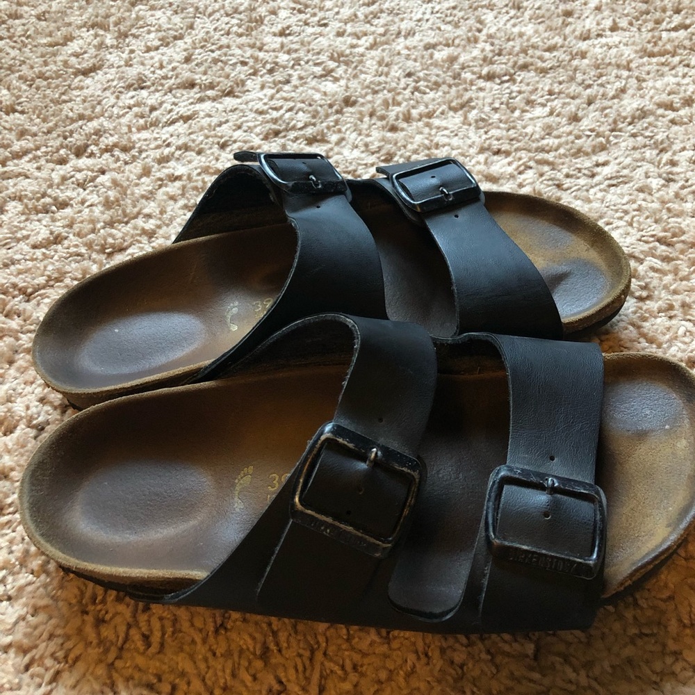 Black Birkenstock’s size 39